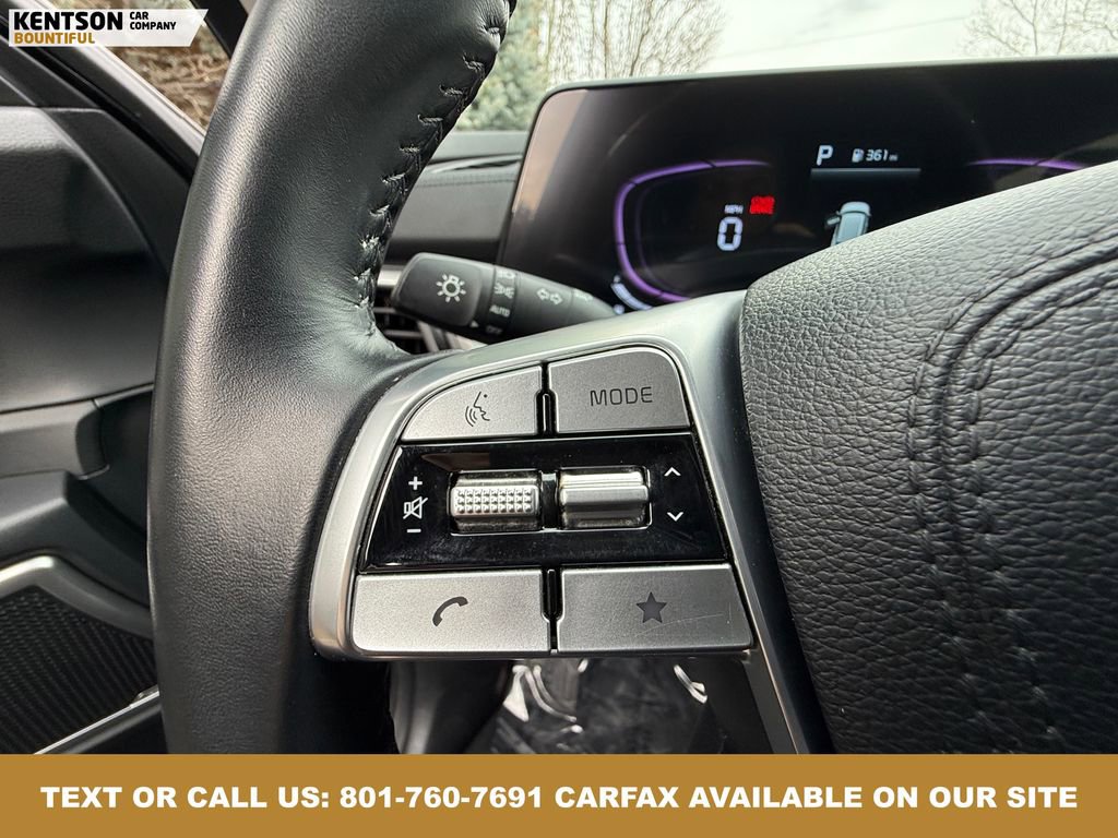 Used 2025 Kia Telluride S image 19