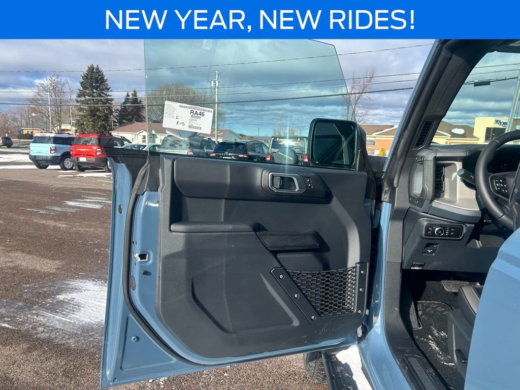 New 2025 Ford Bronco Outer Banks w/ Sasquatch Package AWD/4WD image 11