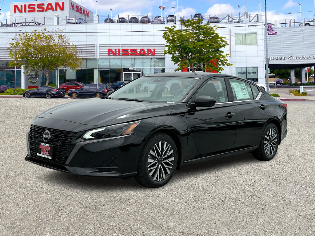 New 2026 Nissan Altima 2.5 SV FWD image 1