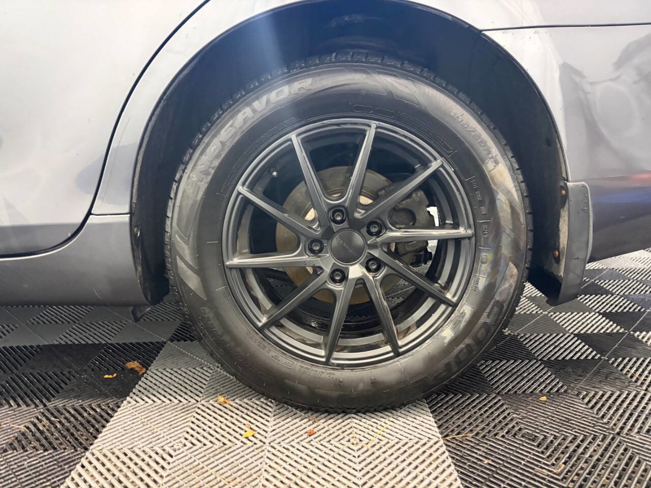 Used 2011 Toyota Camry LE image 24