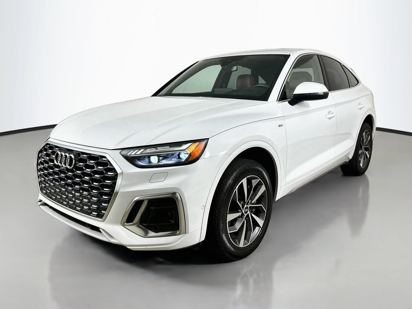 Used 2021 Audi Q5 Prestige w/ Prestige Package