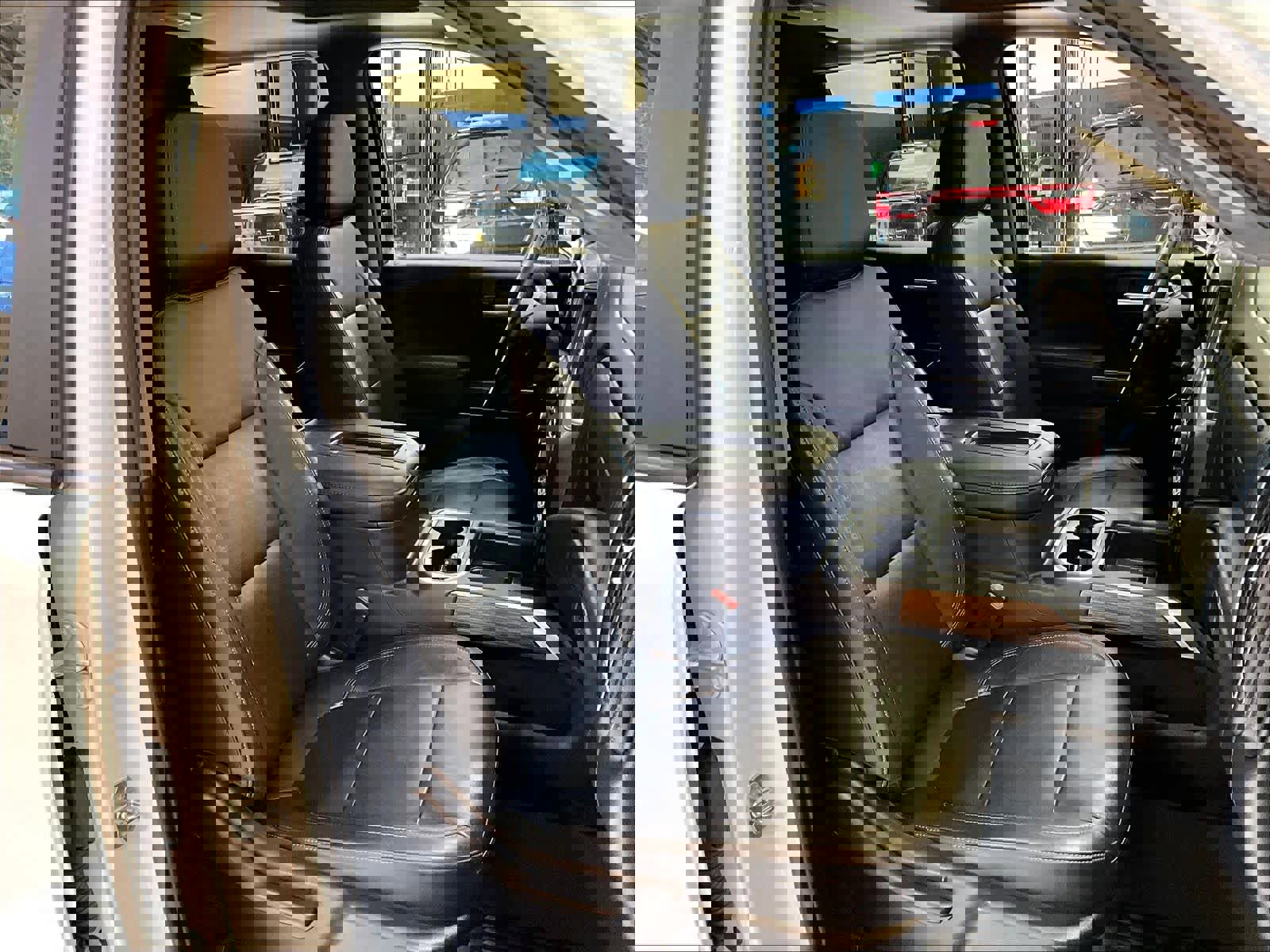 Used 2020 Chevrolet Silverado 1500 LT Trail Boss image 11