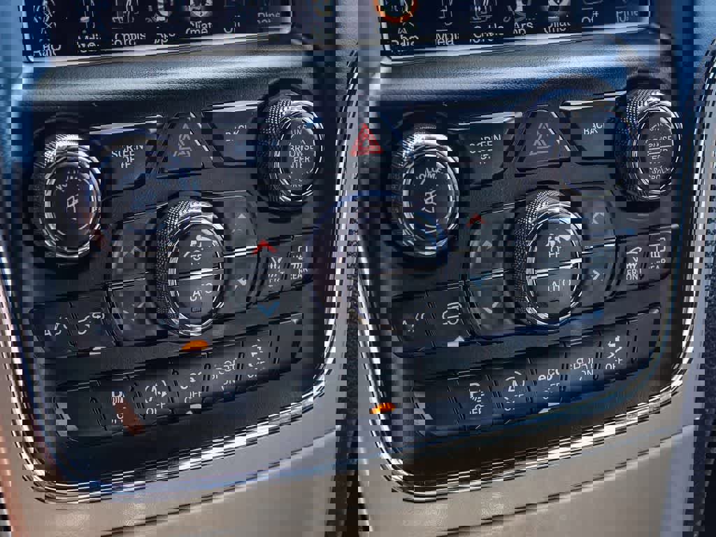 Certified 2017 Jeep Grand Cherokee Limited image 21