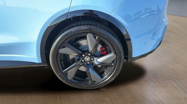 New 2026 Jaguar F-PACE SVR 575 Edition AWD/4WD image 17