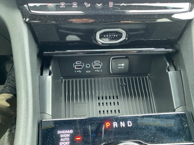 New 2026 Jeep Grand Cherokee Altitude AWD/4WD image 20