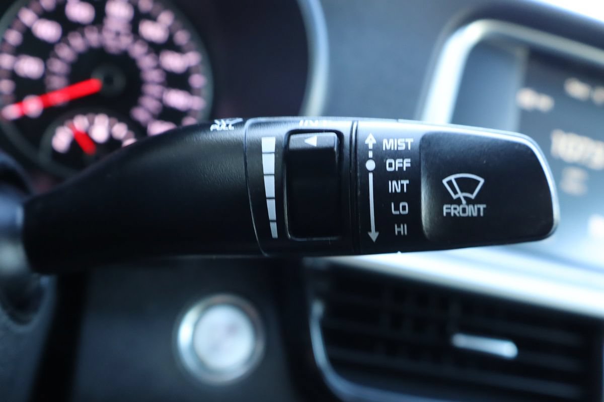 Used 2019 Kia Optima S FWD image 32