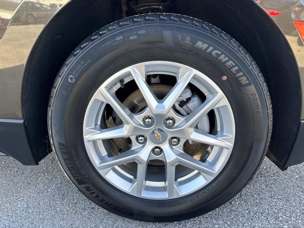 Used 2024 Chevrolet Equinox LT image 4