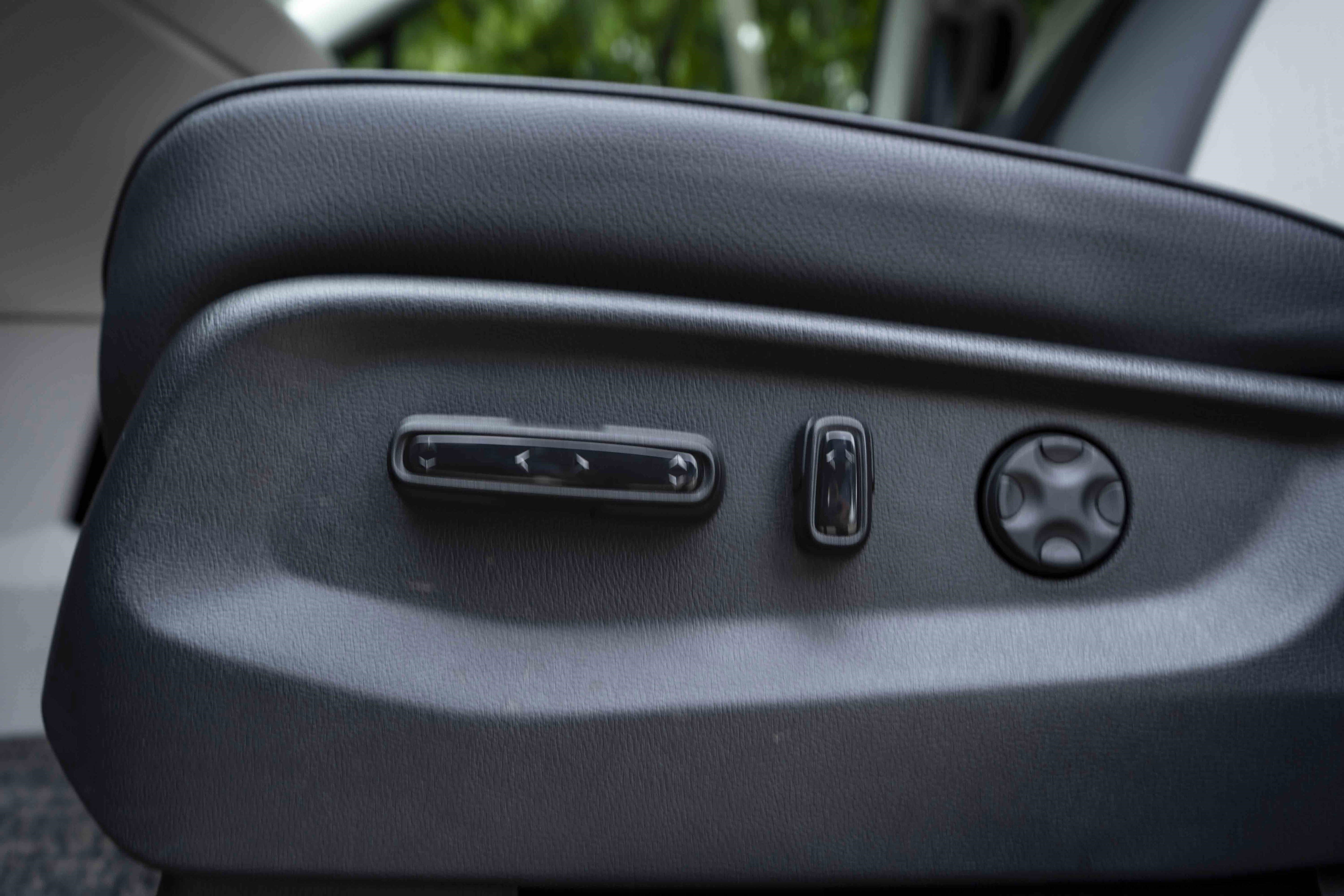 Used 2026 Honda Odyssey Elite image 43