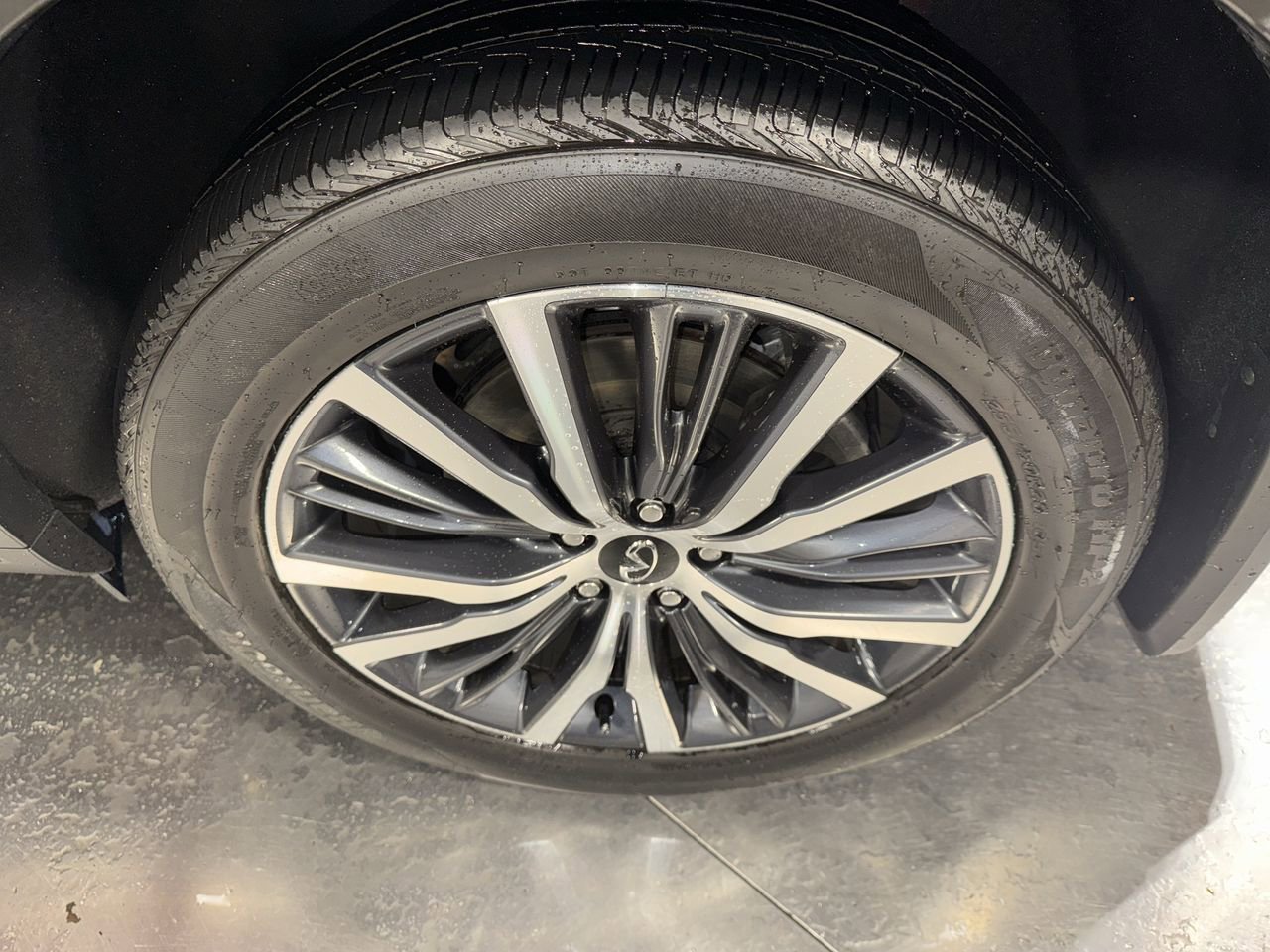 Certified 2024 INFINITI QX60 Autograph AWD/4WD image 12