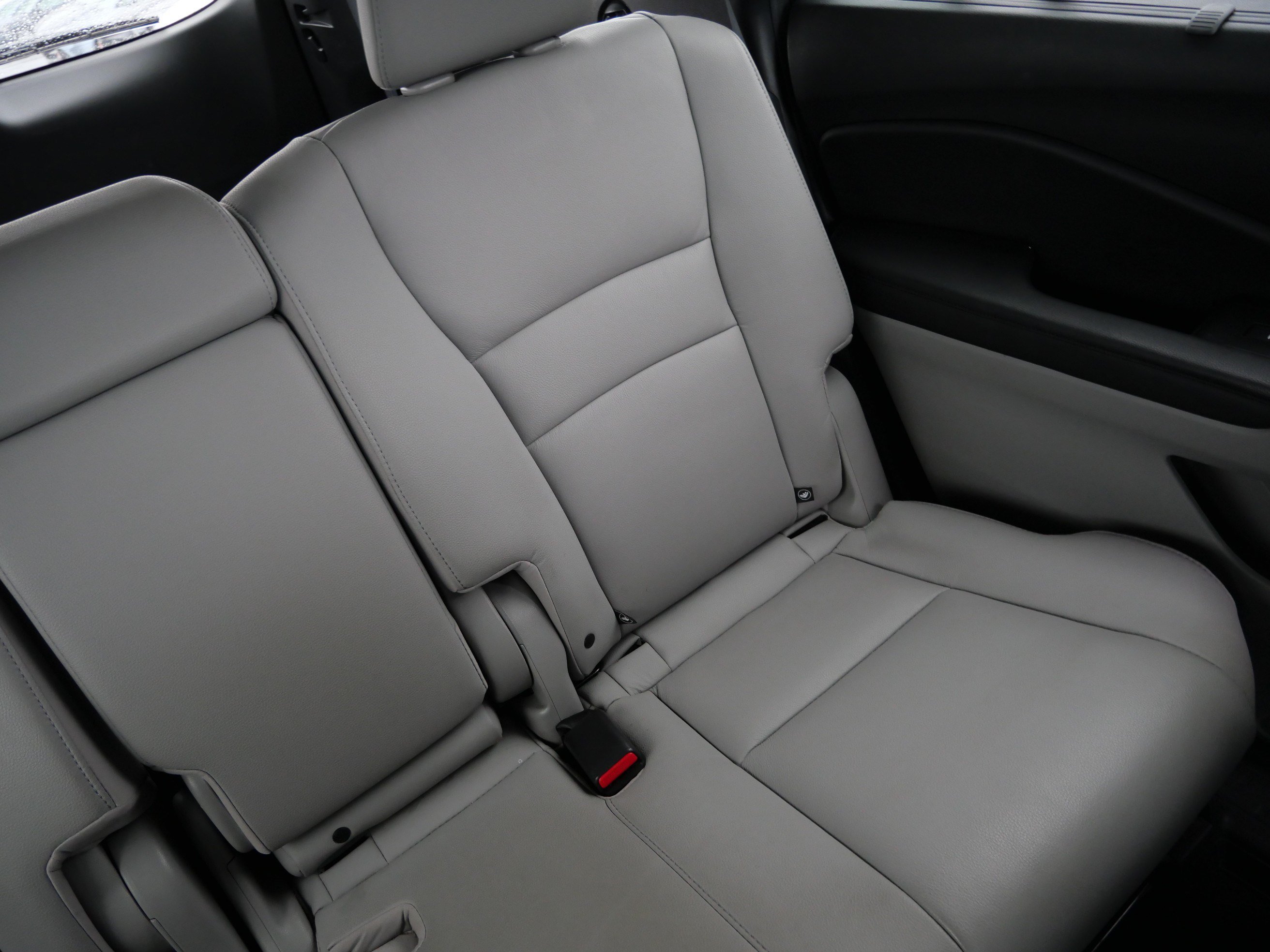 Used 2022 Honda Pilot Touring image 14