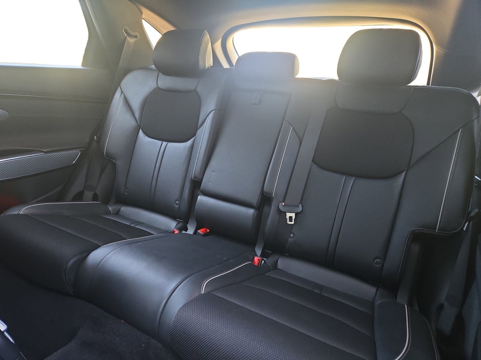 Used 2022 Genesis GV70 3.5T Sport w/ Cargo Package image 13