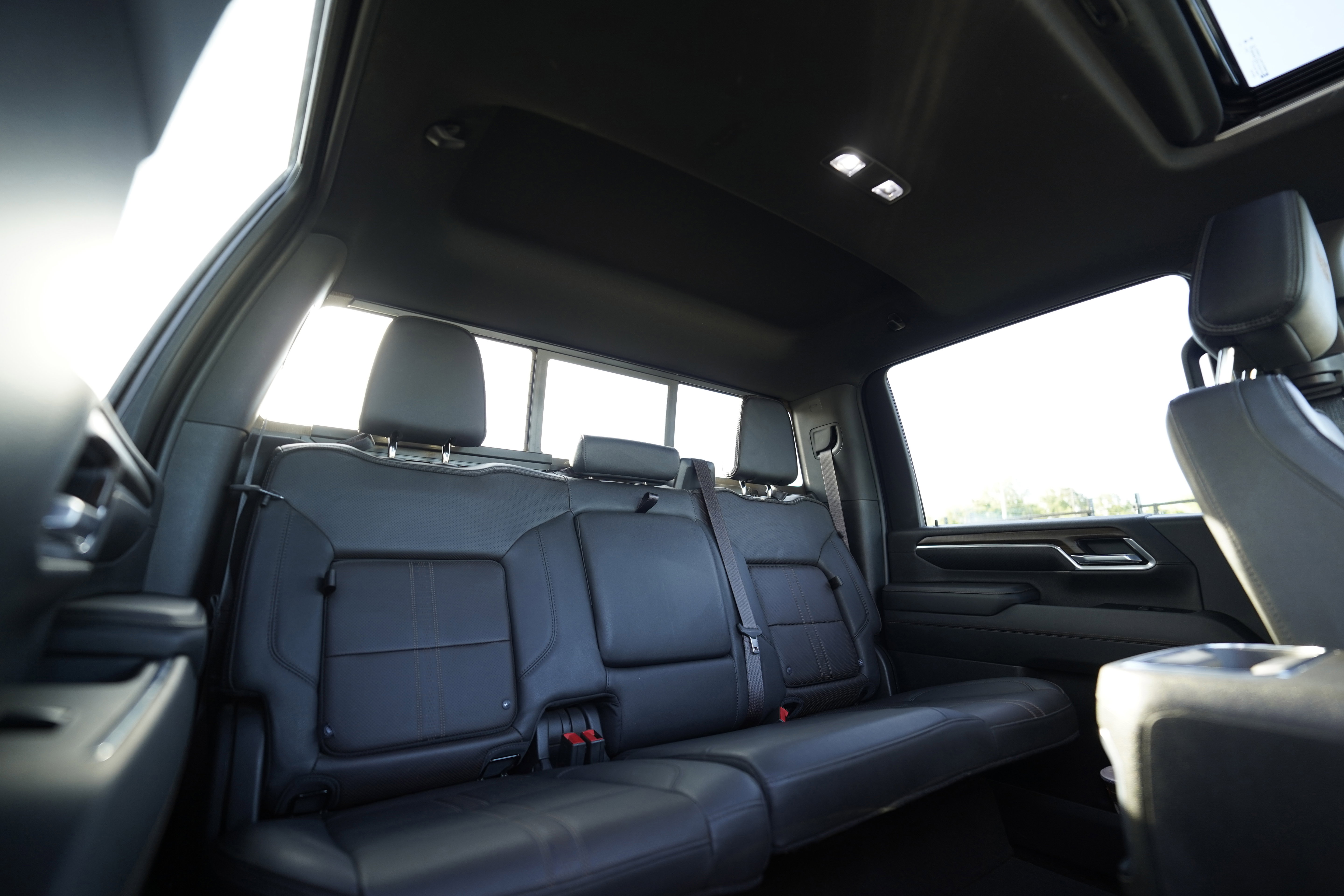 Used 2024 Chevrolet Silverado 2500 High Country w/ Midnight Edition AWD/4WD image 13