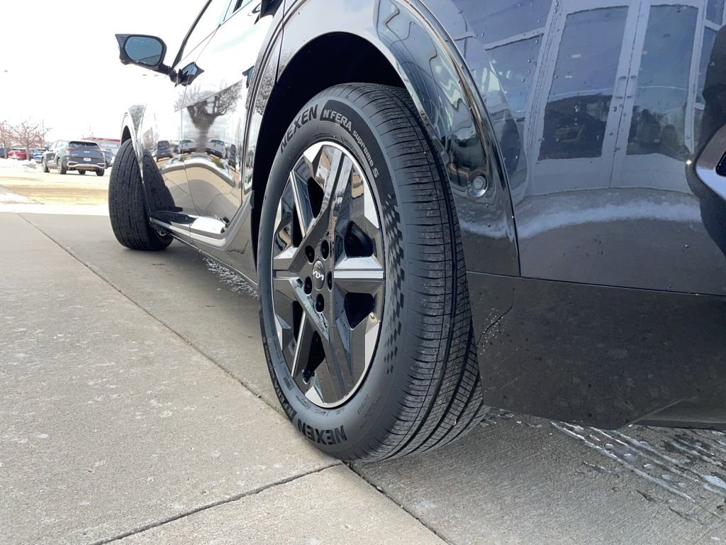 New 2025 Kia EV6 Wind image 17