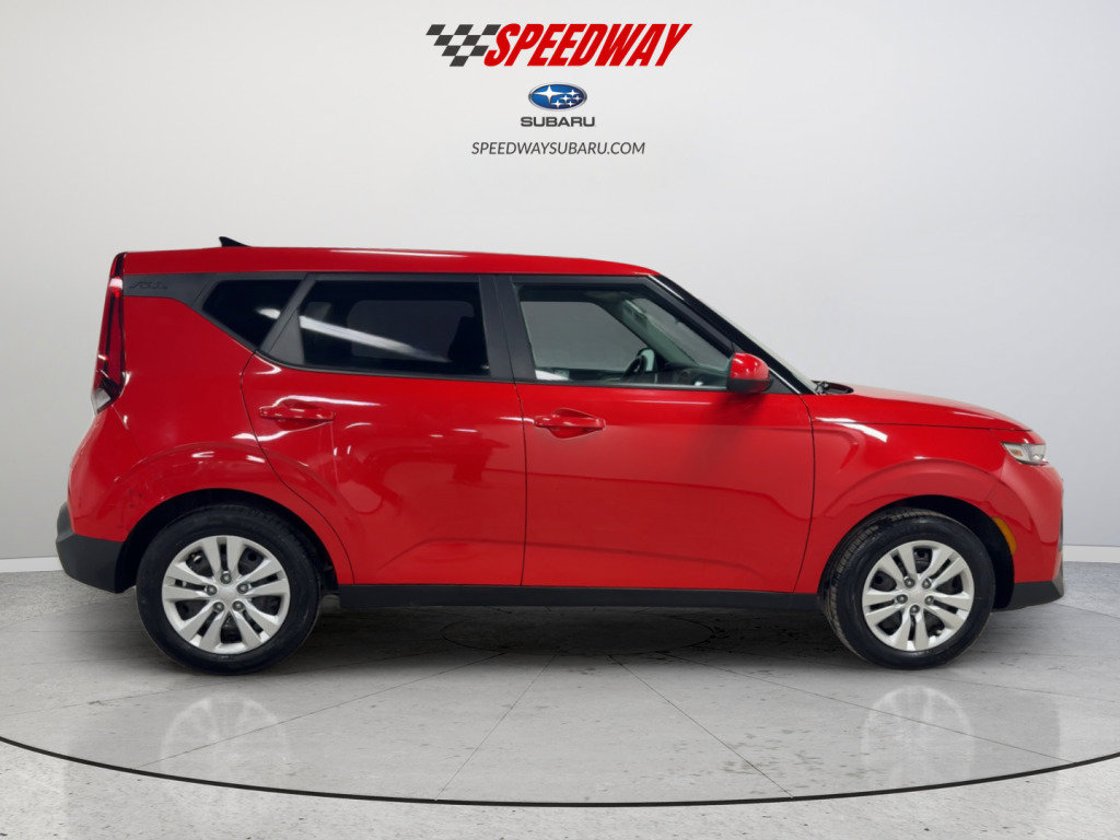 Used 2021 Kia Soul LX image 11