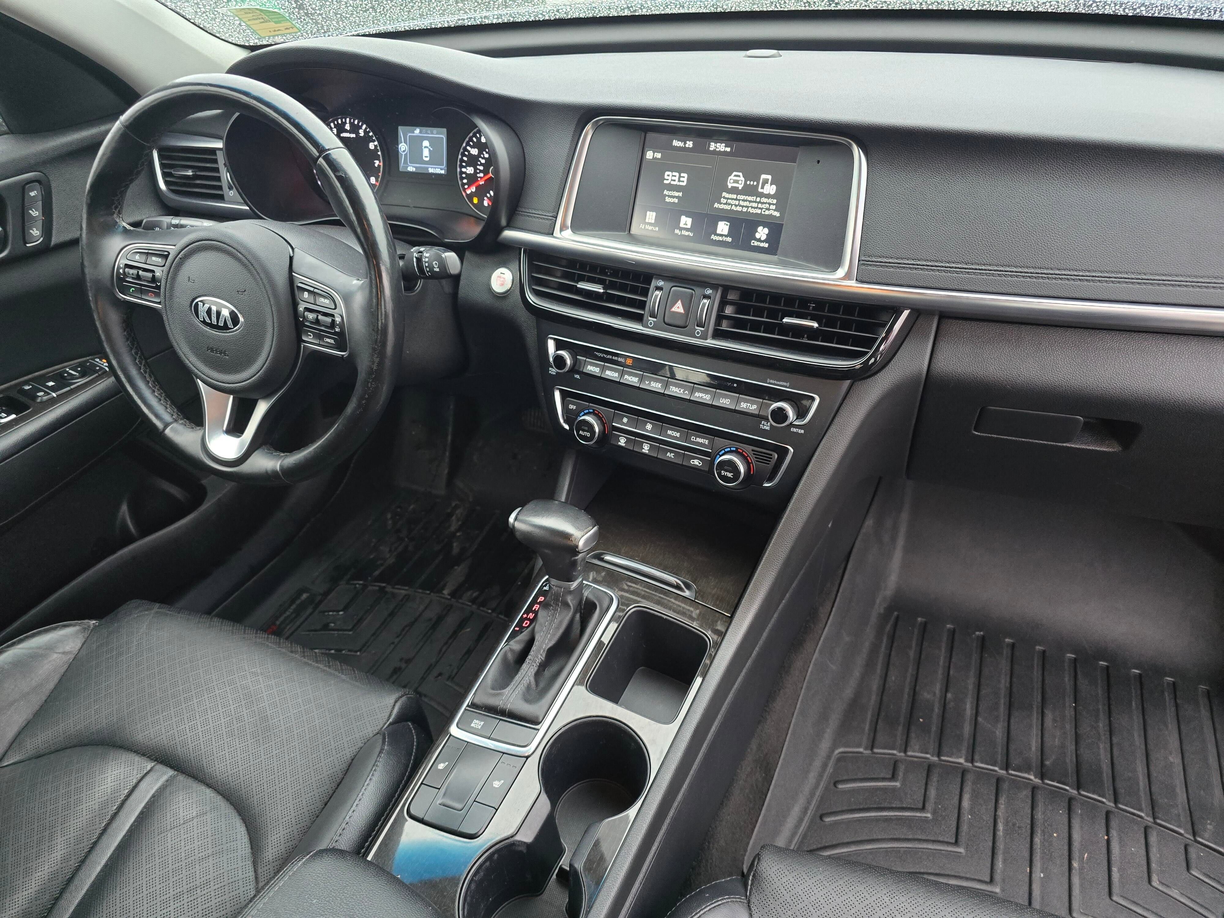 Used 2018 Kia Optima EX image 31