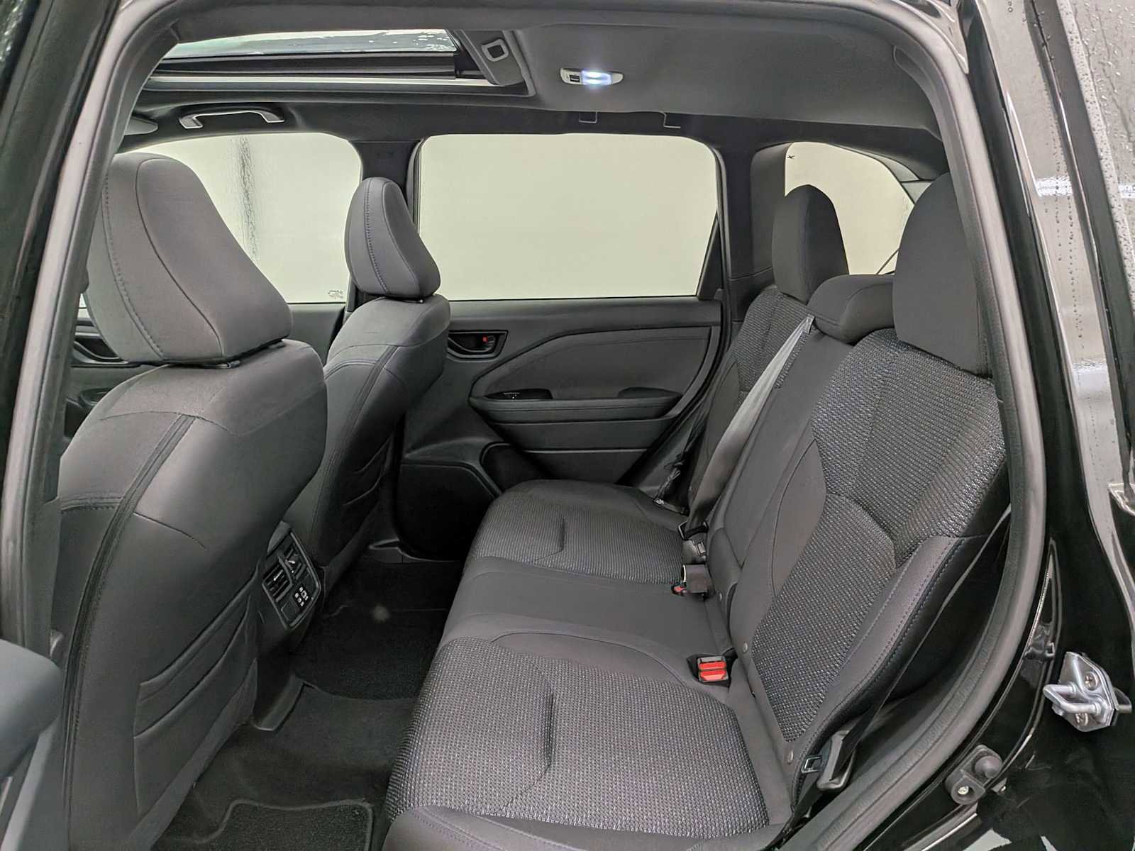Used 2025 Subaru Forester Premium w/ Convenience Package #2 image 20