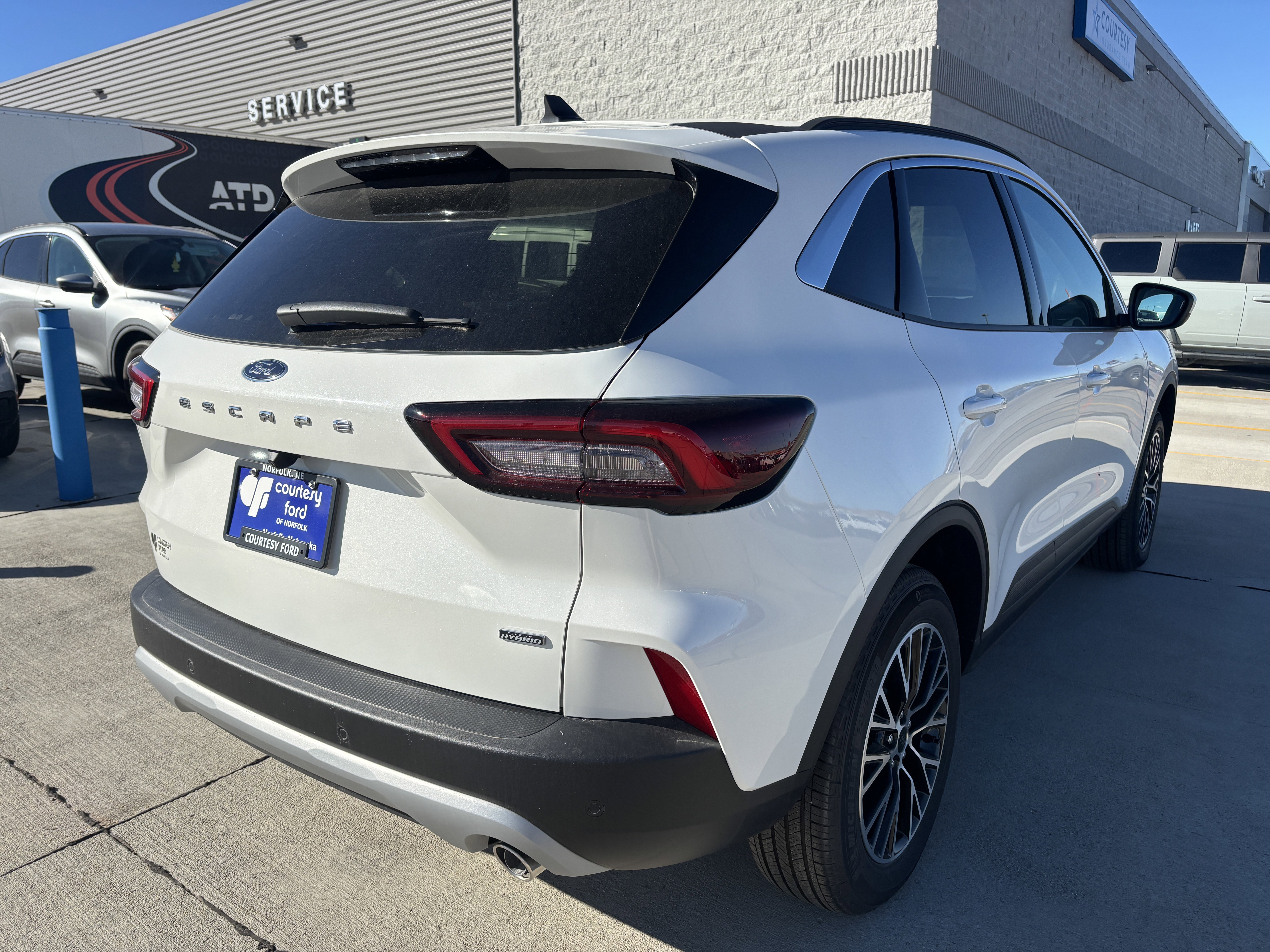 Used 2024 Ford Escape SE image 8