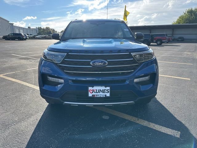 Used 2020 Ford Explorer XLT w/ Equipment Group 202A image 25
