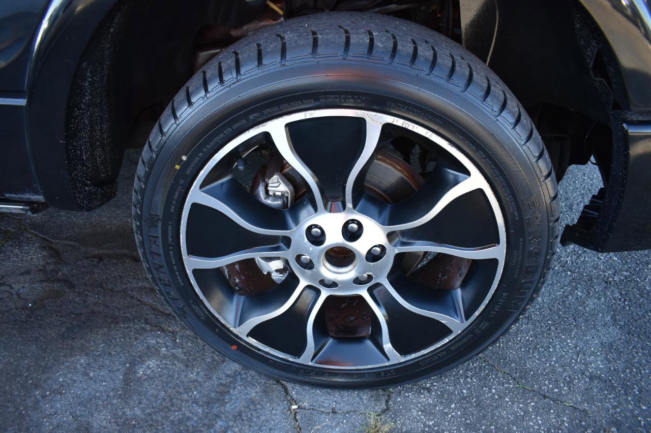 Used 2012 Ford F150 Harley-Davidson AWD/4WD image 39