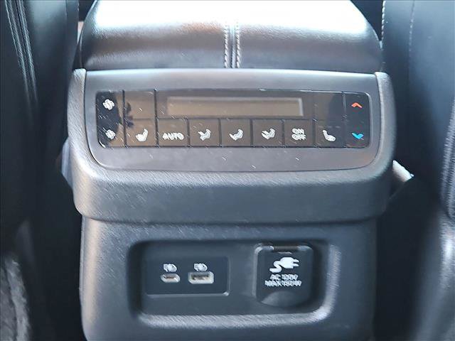 Used 2023 Nissan Pathfinder Platinum w/ Black Appearance Package FWD image 26