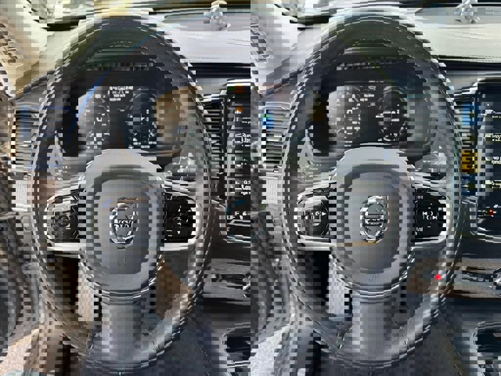 Used 2021 Volvo XC90 T8 Inscription w/ Advanced Package image 21