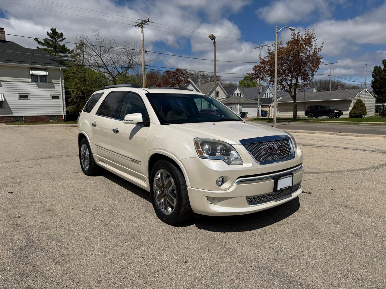Used 2012 GMC Acadia Denali AWD/4WD image 1