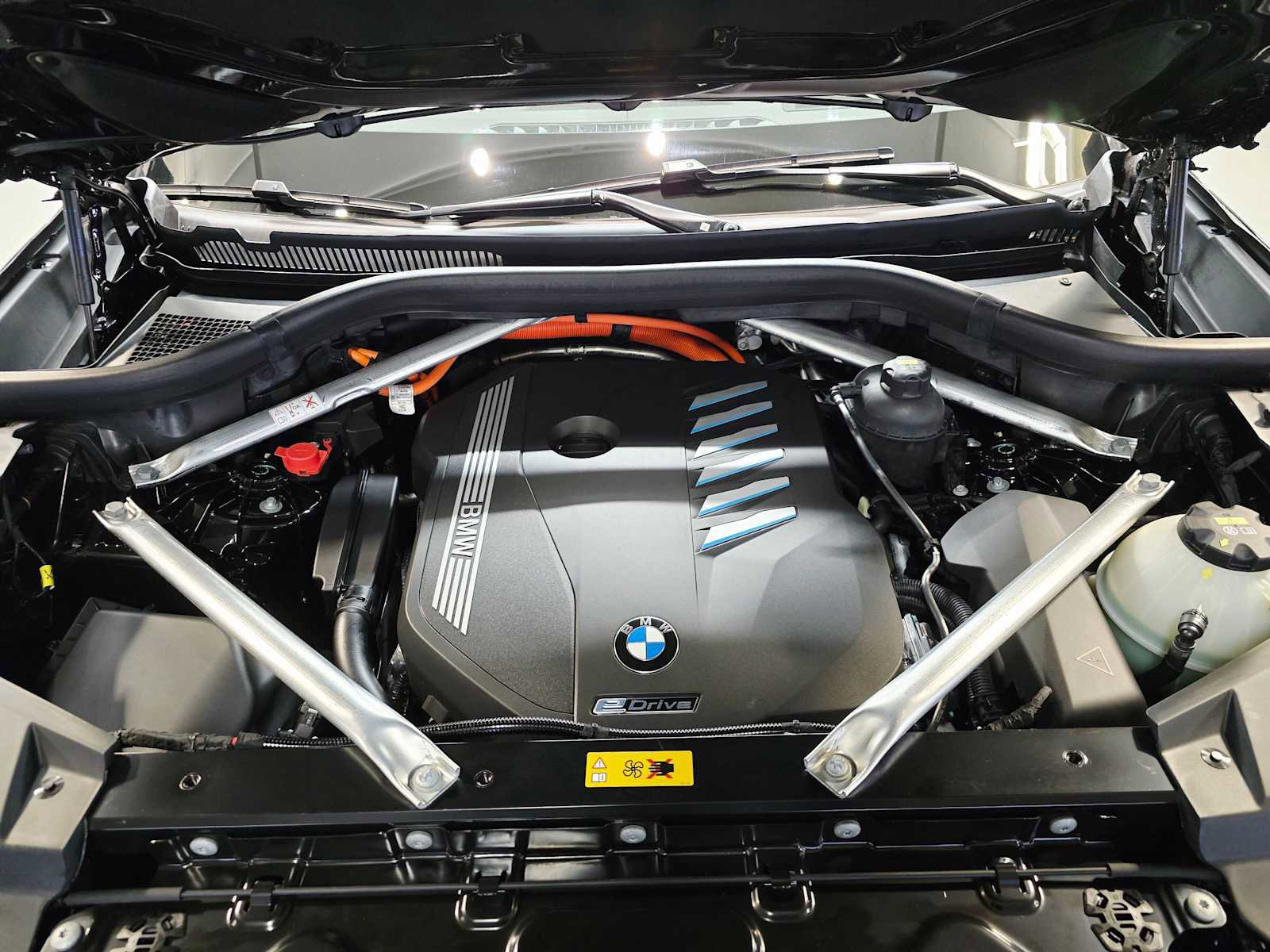 Used 2023 BMW X5 xDrive45e w/ Executive Package image 9