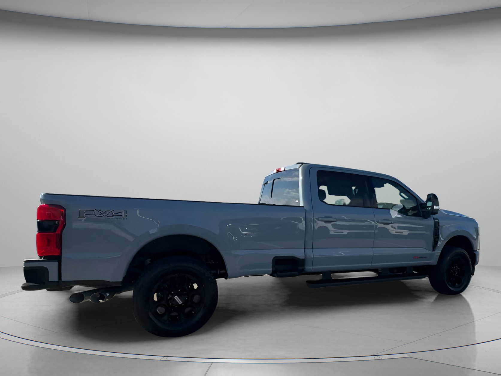 New 2026 Ford F350 Lariat w/ Black Appearance Package image 32