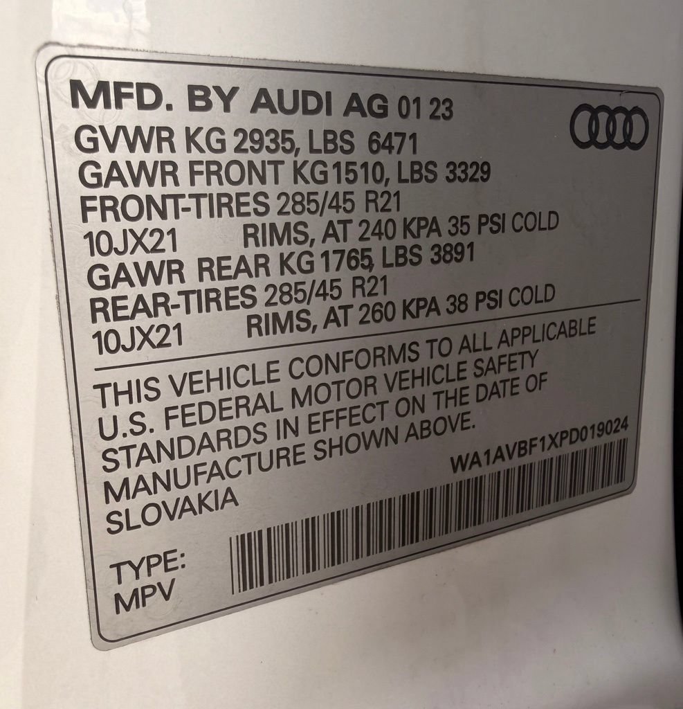 Used 2023 Audi Q8 Premium w/ Convenience Package AWD/4WD image 25