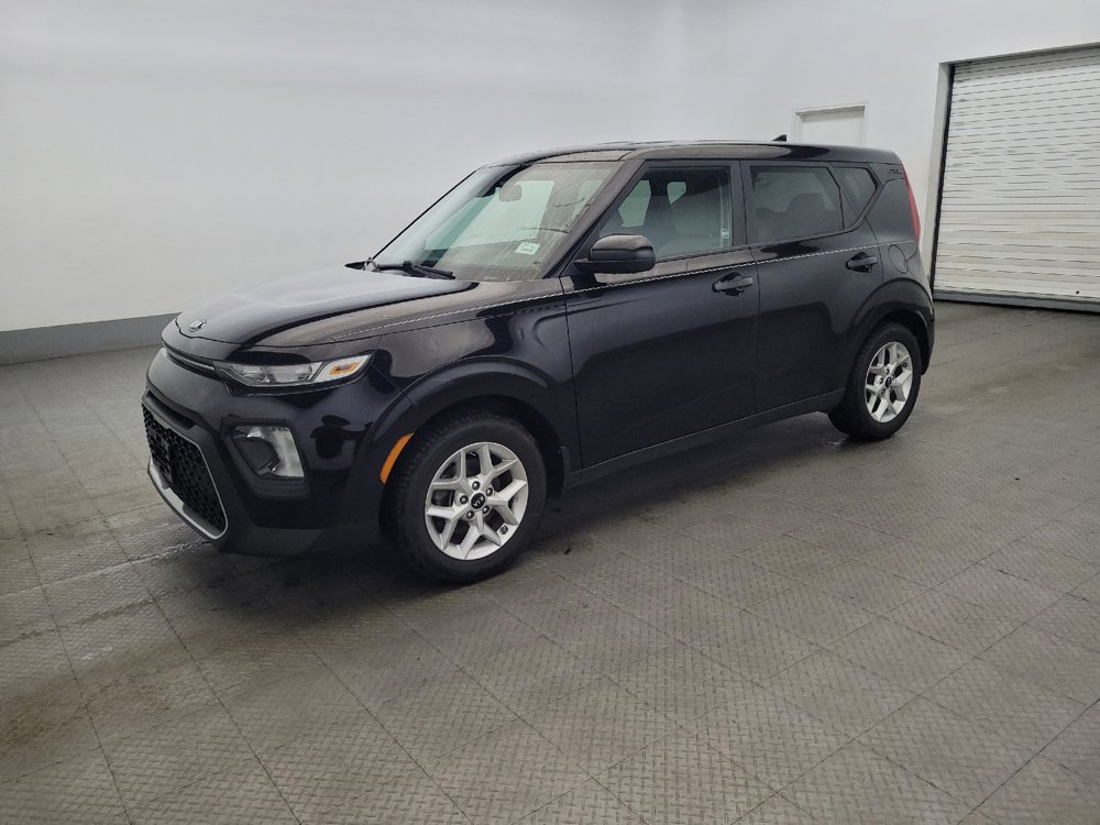 Used 2020 Kia Soul S FWD image 2