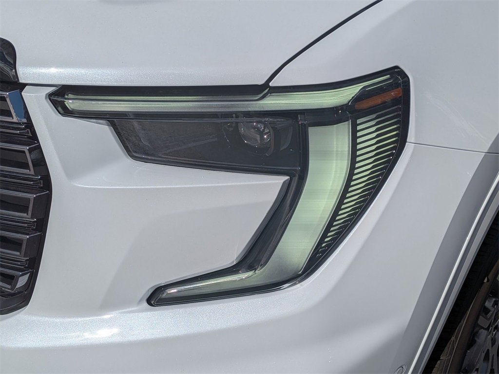 New 2026 GMC Acadia Denali Ultimate w/ LPO, Floor Liner Package image 7