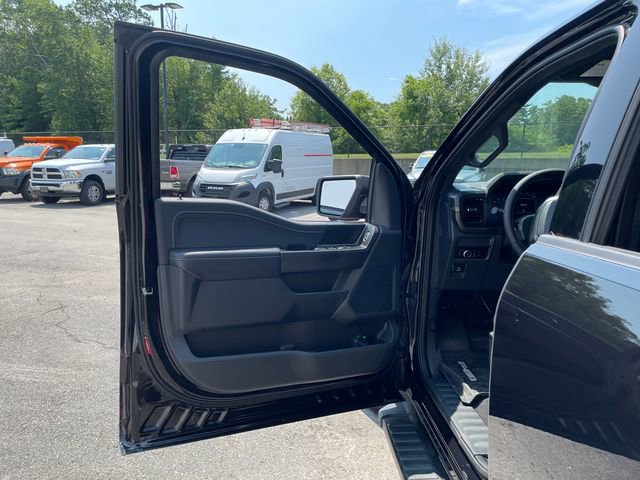 Used 2024 Ford F150 XLT w/ XLT Black Appearance Package image 22