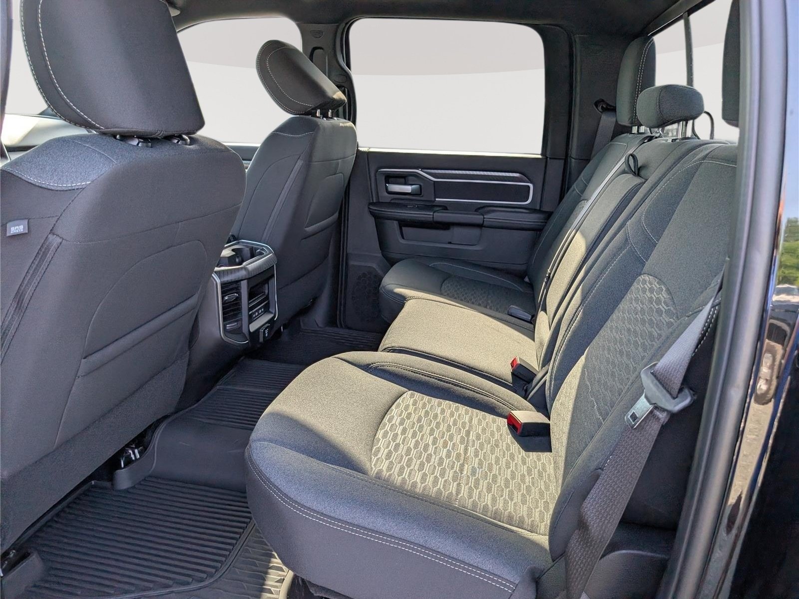 New 2026 RAM 2500 Big Horn AWD/4WD image 9