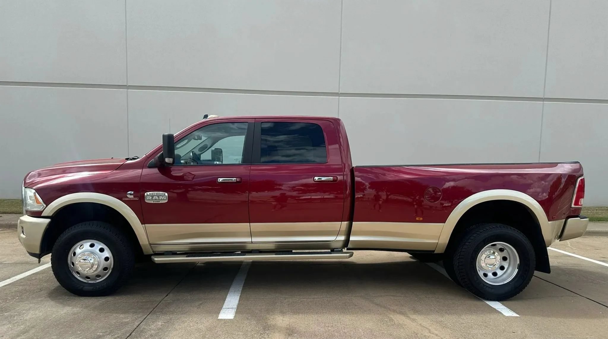 Used 2015 RAM 3500 Laramie Longhorn AWD/4WD image 1