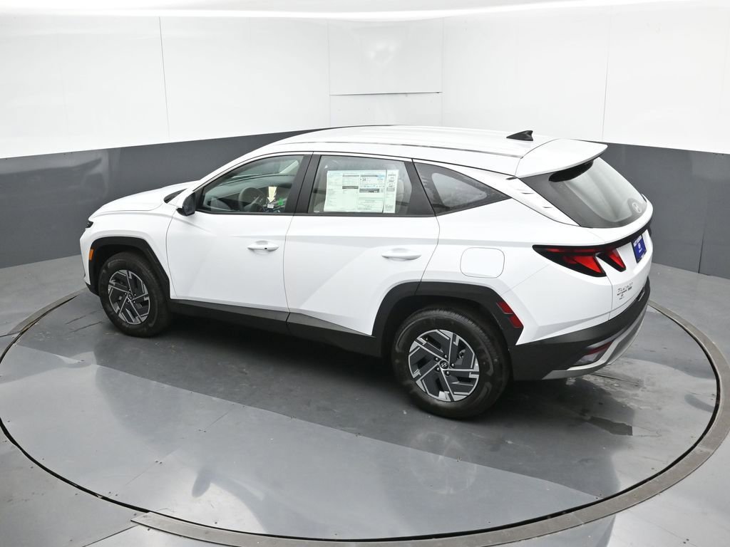 New 2026 Hyundai Tucson Blue SE image 20