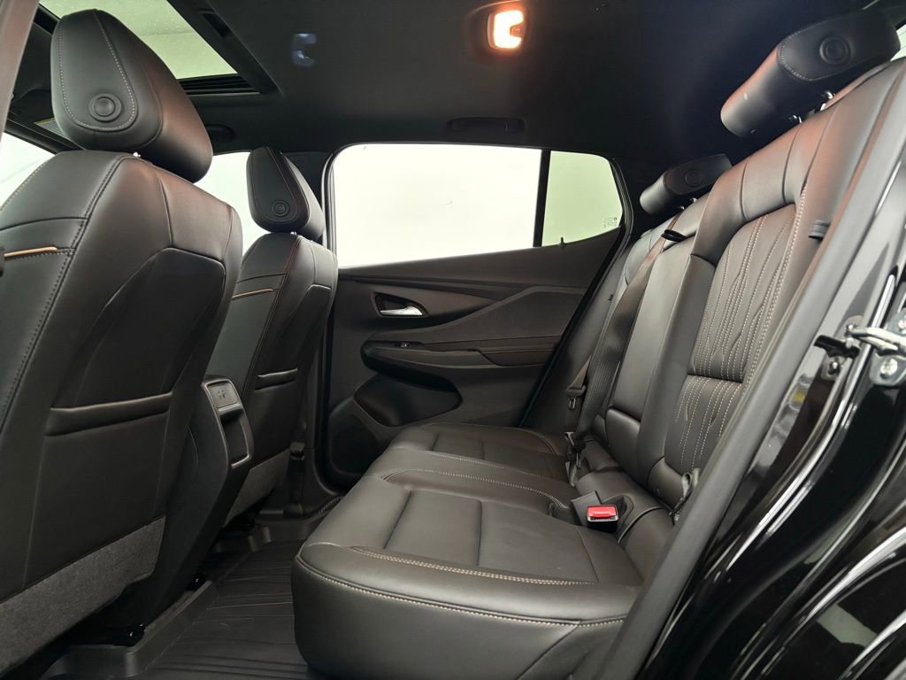 New 2026 Buick Envista Avenir image 40