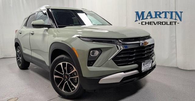 New 2026 Chevrolet TrailBlazer LT w/ Convenience Package AWD/4WD image 1