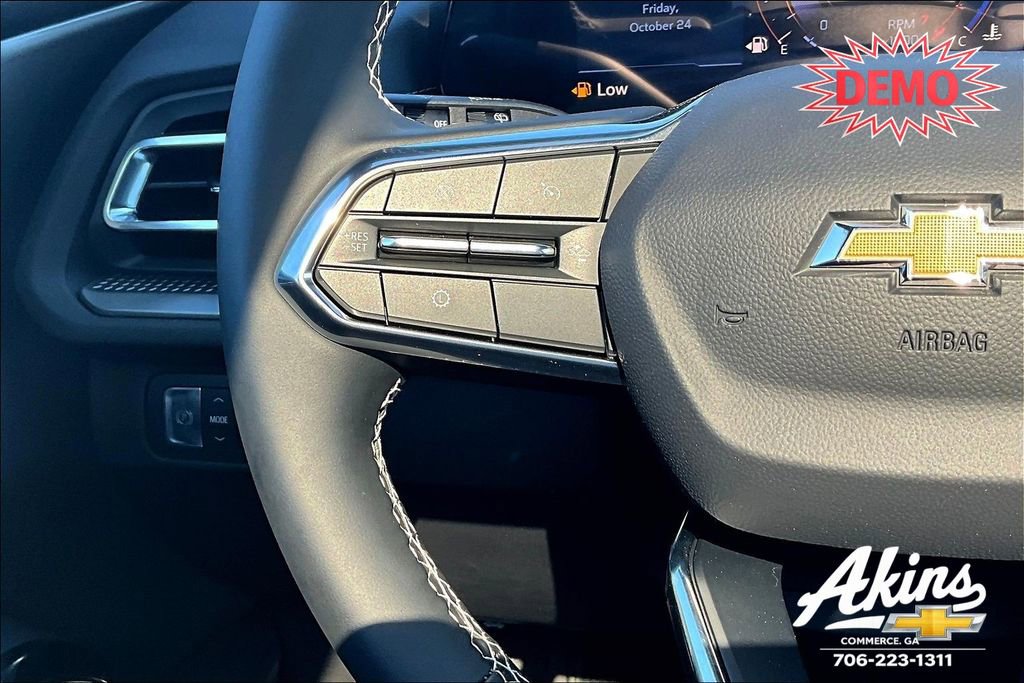 New 2026 Chevrolet Traverse LT w/ Sun and Wheel Package image 7