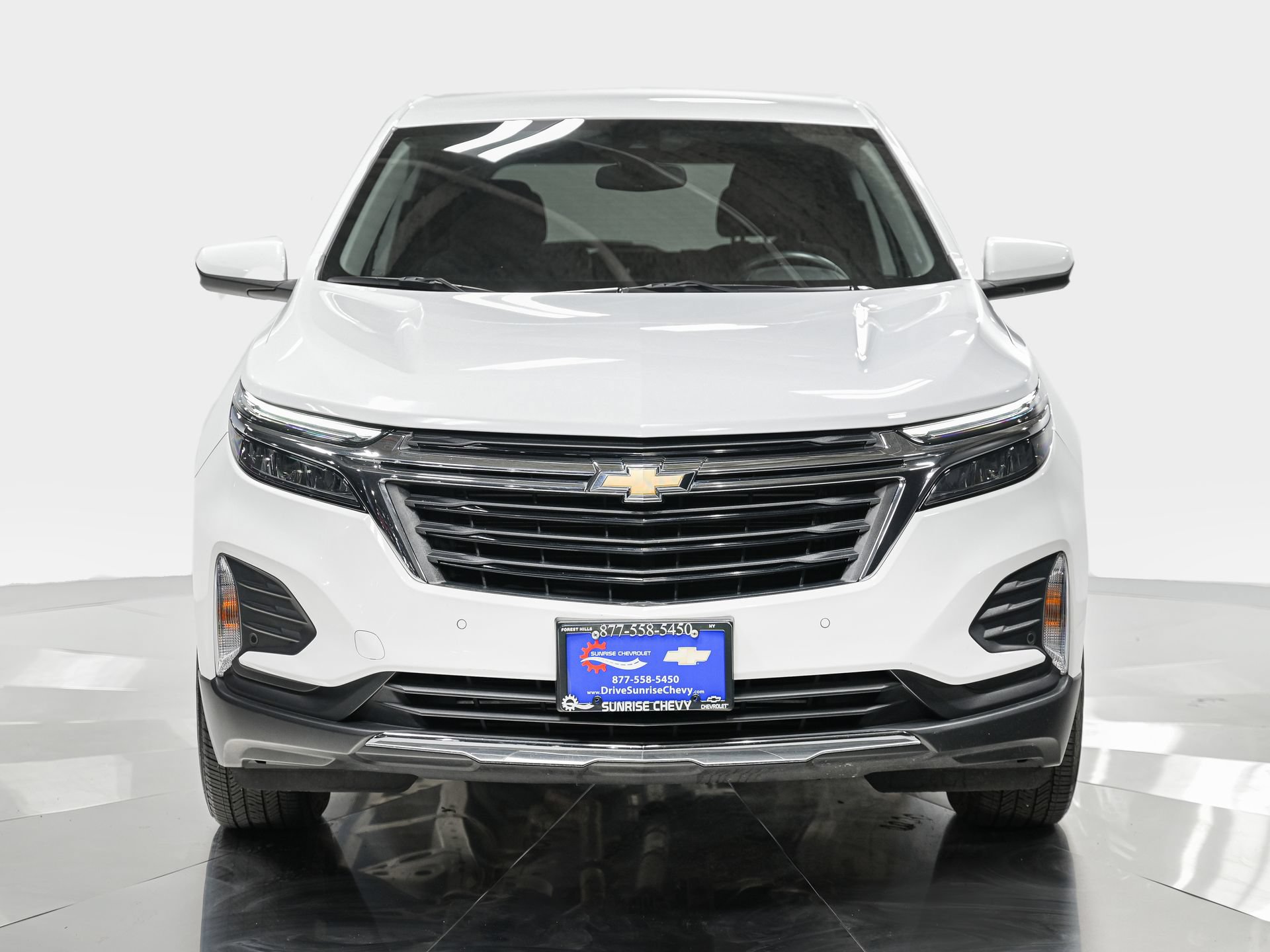 Used 2024 Chevrolet Equinox LT AWD/4WD image 8