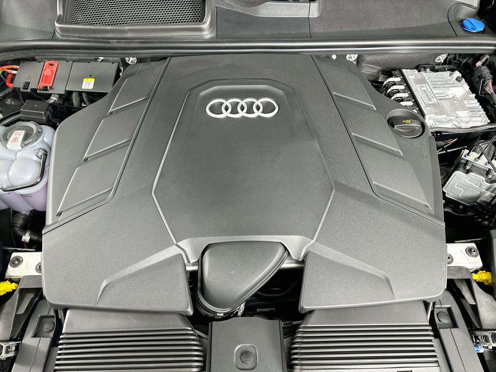 New 2027 Audi Q8 Prestige AWD/4WD image 14