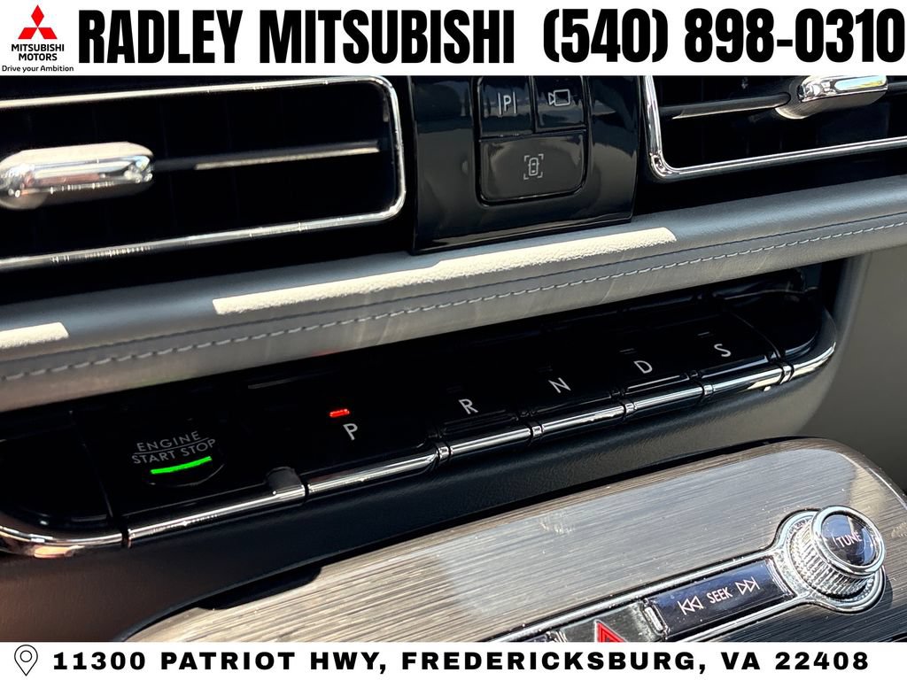 Used 2021 Lincoln Nautilus Reserve w/ Equipment Group 201A FWD image 10