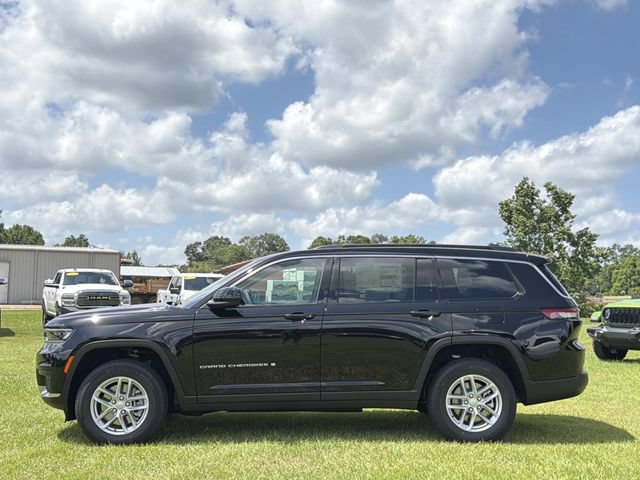 New 2026 Jeep Grand Cherokee L Laredo w/ Trailer Tow Package RWD image 14