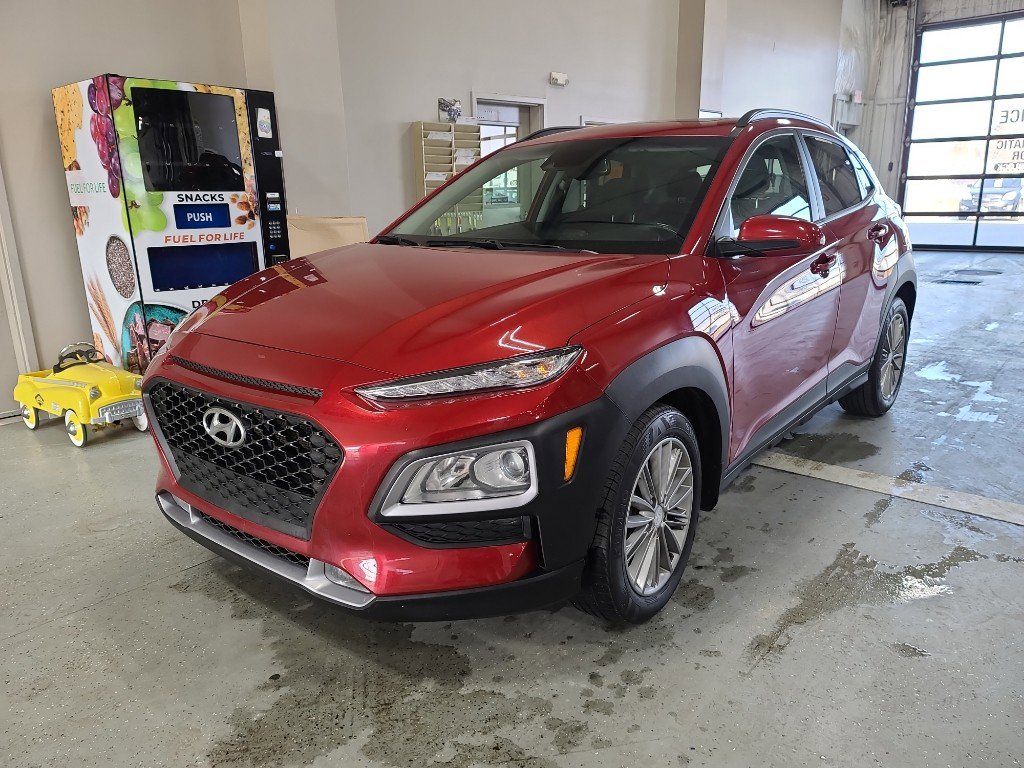 Used 2019 Hyundai Kona SEL w/ SEL Tech Package 02 image 2