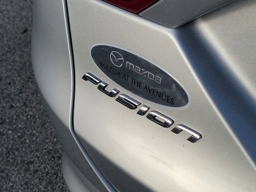 Used 2016 Ford Fusion SE image 7