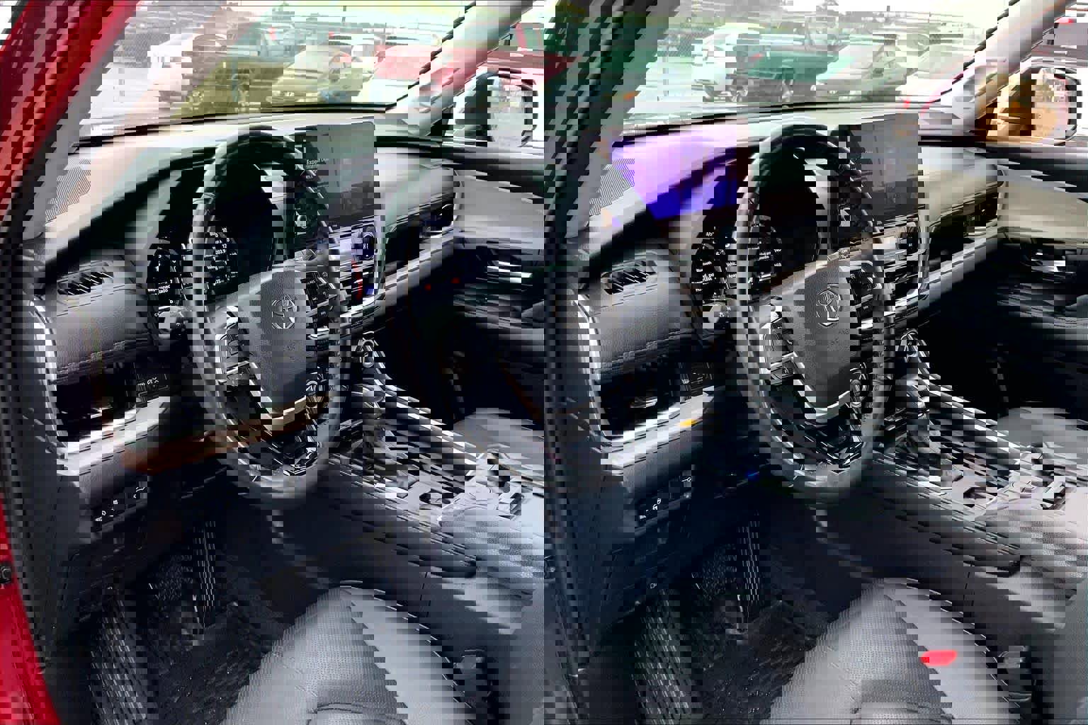 Used 2024 Toyota Grand Highlander Limited image 16