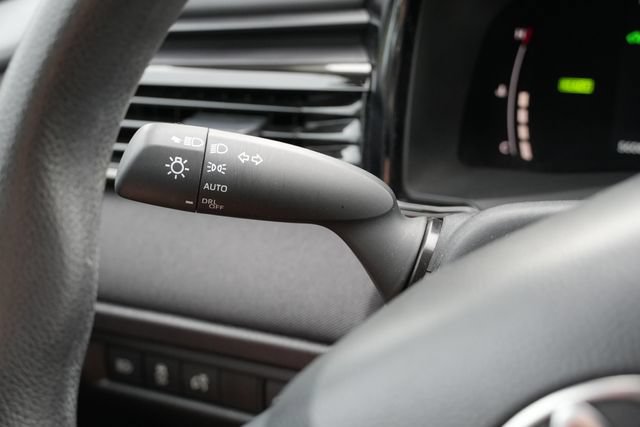 Used 2025 Toyota Camry LE FWD image 27