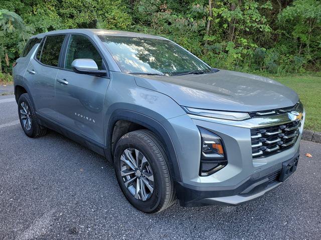 Used 2026 Chevrolet Equinox LT w/ Convenience Package II AWD/4WD image 3