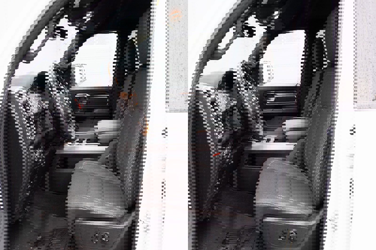 Used 2019 RAM 1500 Big Horn image 13