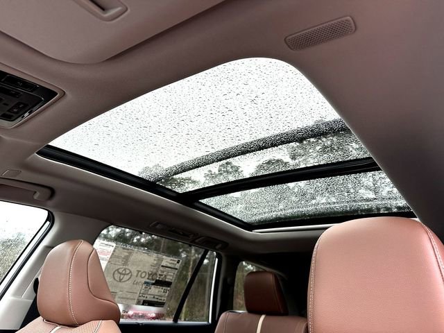 New 2026 Toyota Grand Highlander Platinum image 15