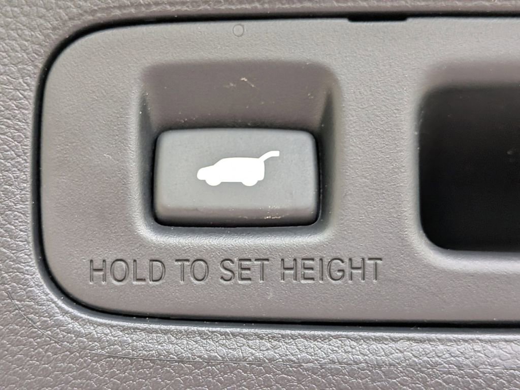 Used 2025 Honda CR-V Sport Touring image 14